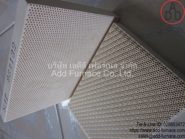 SLWT 93x132x13mm honeycomb ceramic 2